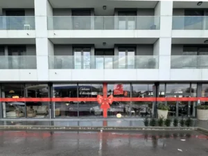 Lettrage vitrine atelier publicitaire Luxxembourg