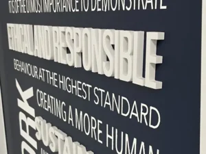 Signalétique atelier publicitaire Luxembourg