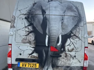 Véhicule semi ou covering Atelier Publicitaire Luxembourg.